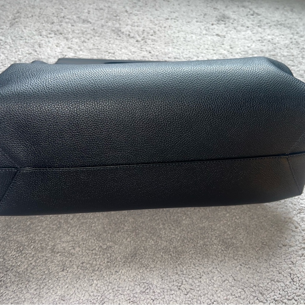 MCM Soft Diamond Black Leather Tote with Gold Logo and Removable Strap - Picture 6 of 6